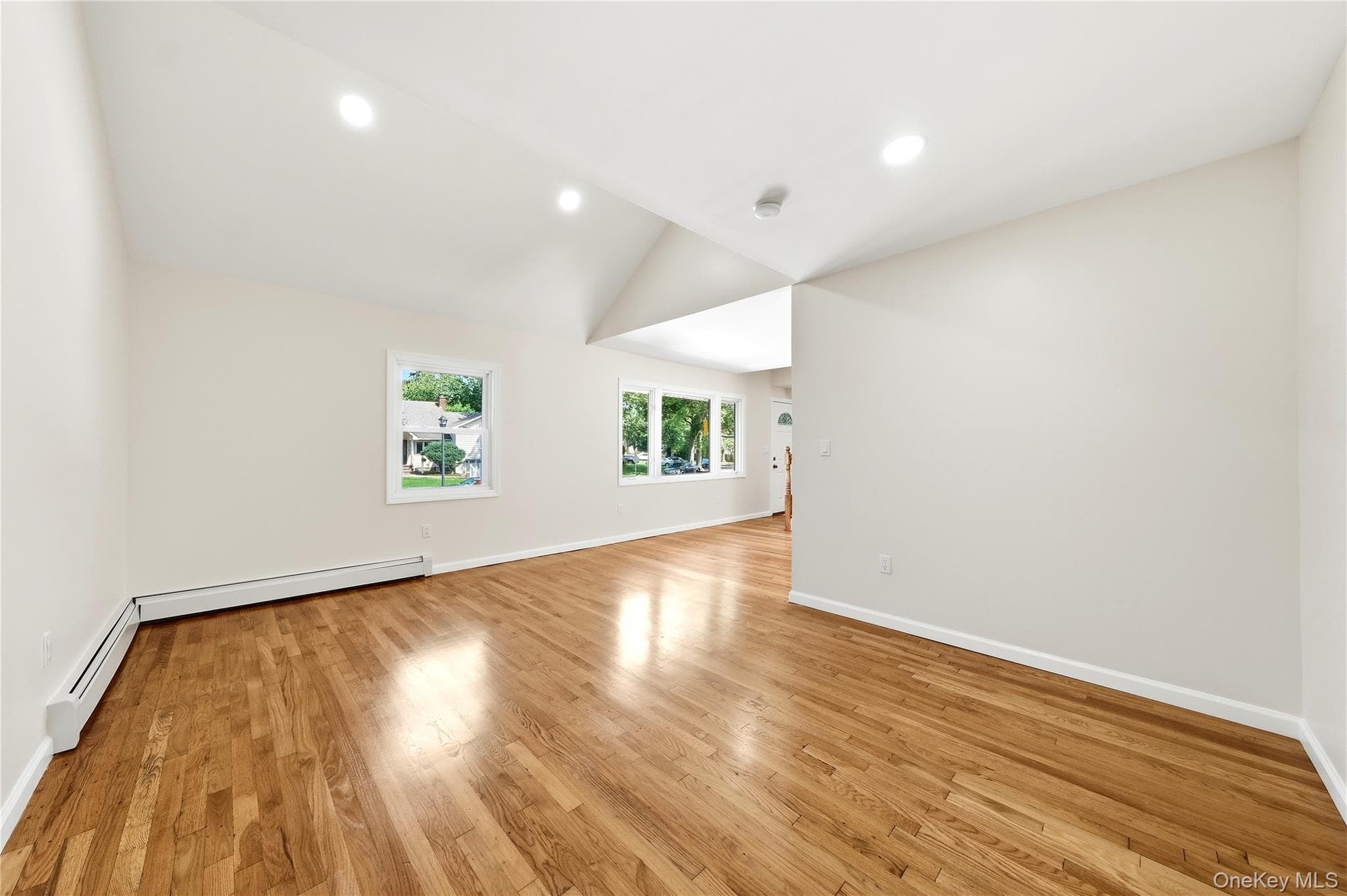930 Park Drive thumbnail 9