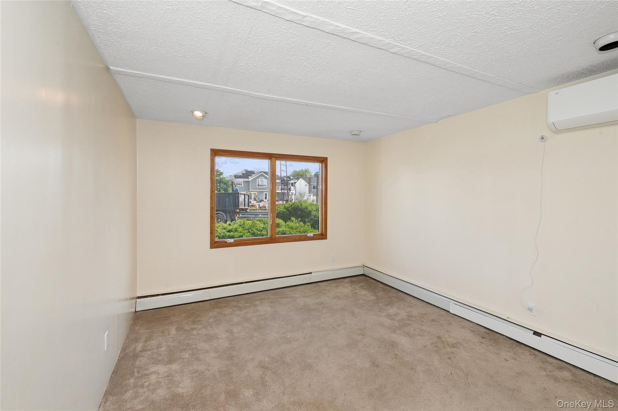2625 Riverside Drive thumbnail 7