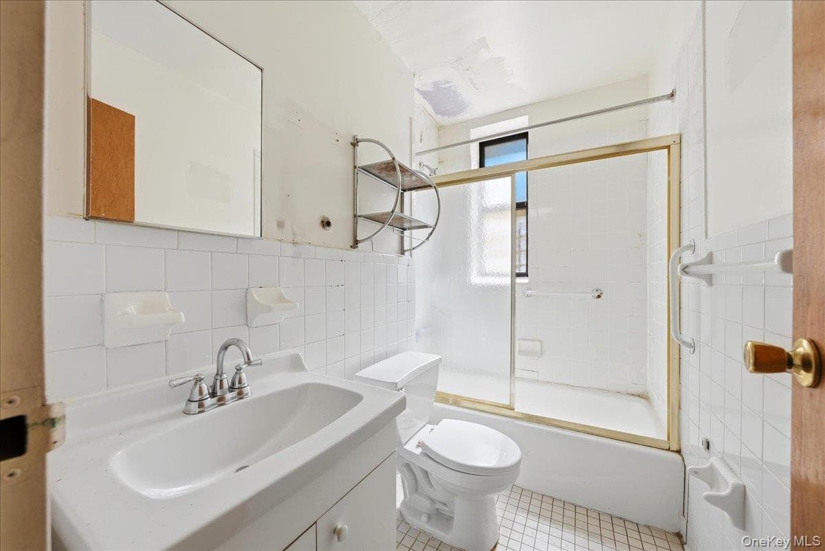 1200 Woodycrest Avenue Unit: 1C thumbnail 10
