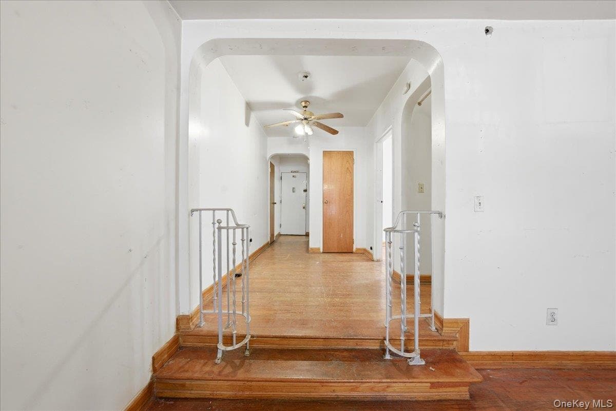 1200 Woodycrest Avenue Unit: 1C thumbnail 3