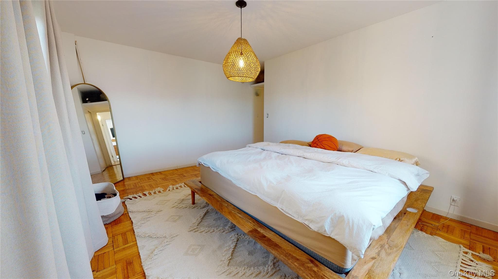 4 Fordham Hill Oval Unit: 8C thumbnail 12