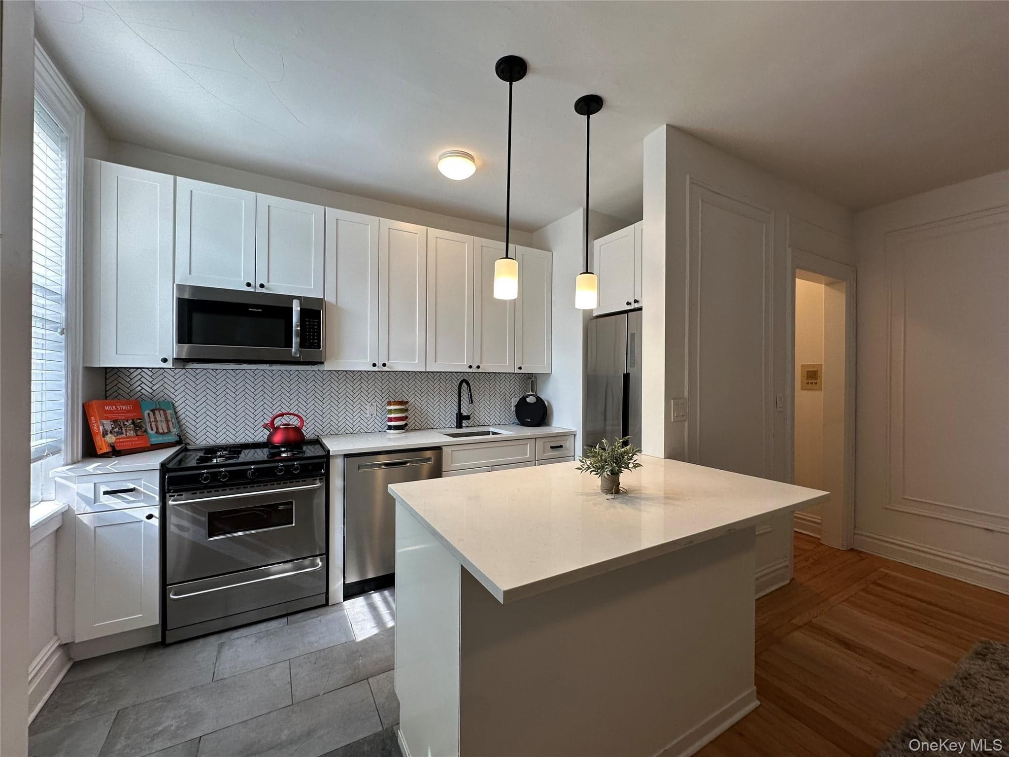 445 Gramatan Avenue Unit: EB1 thumbnail 8