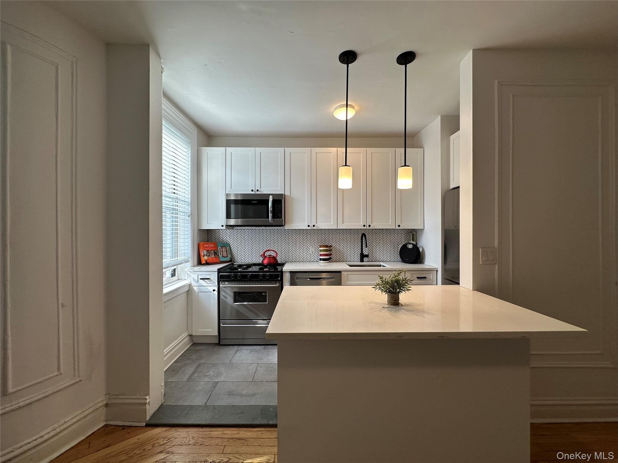 445 Gramatan Avenue Unit: EB1 thumbnail 7