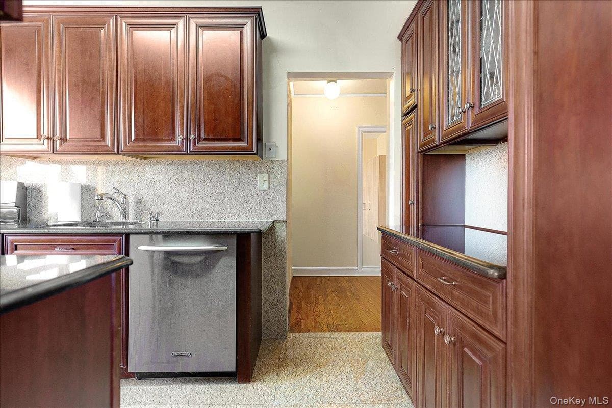 98-120 Queens Boulevard Unit: 5/D thumbnail 15