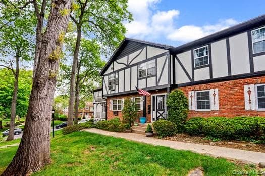 129 Parkside Drive thumbnail 2