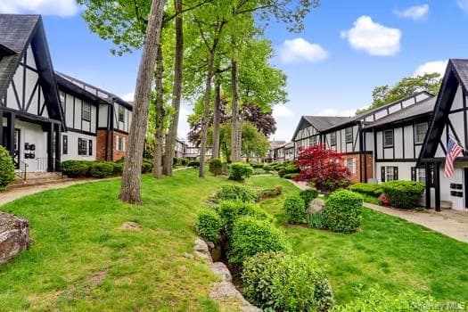 129 Parkside Drive photo 1