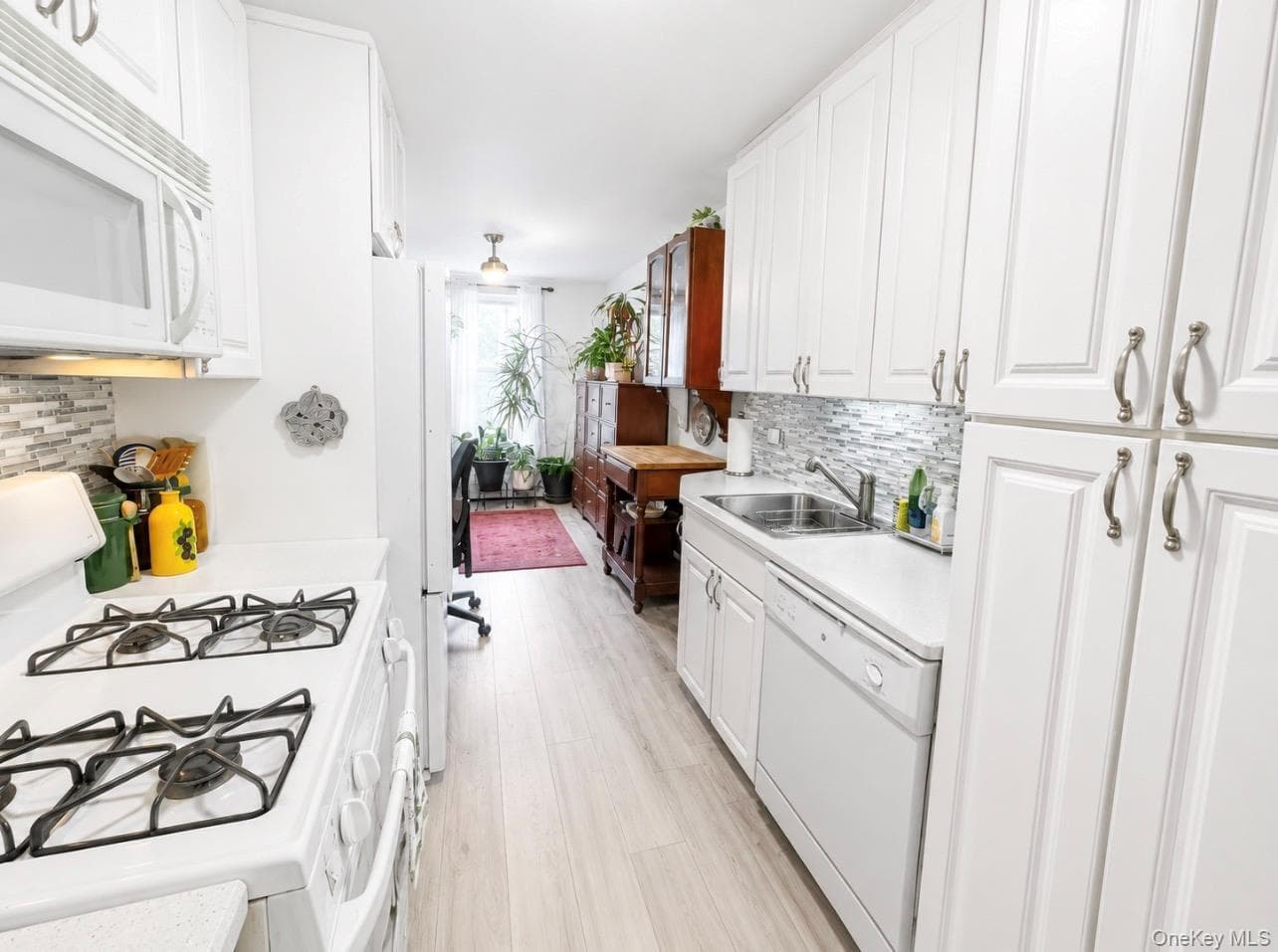 209-10 41st Ave Ave Unit: 3N thumbnail 3