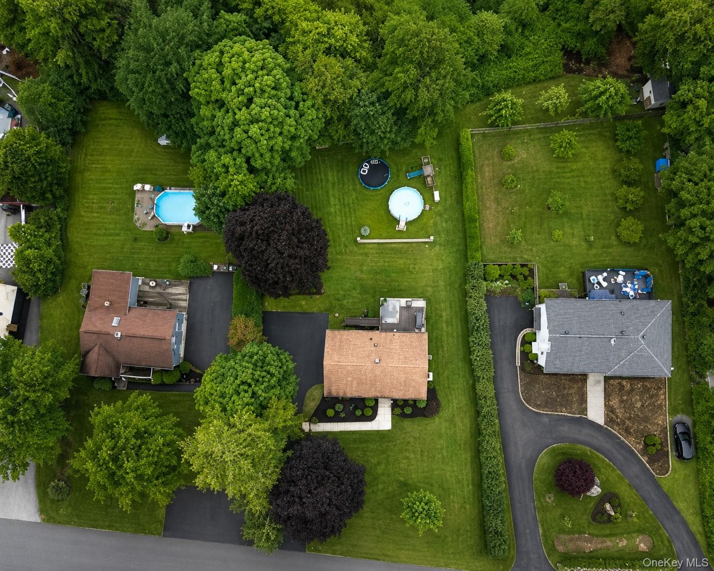 63 Dixon Road thumbnail 4