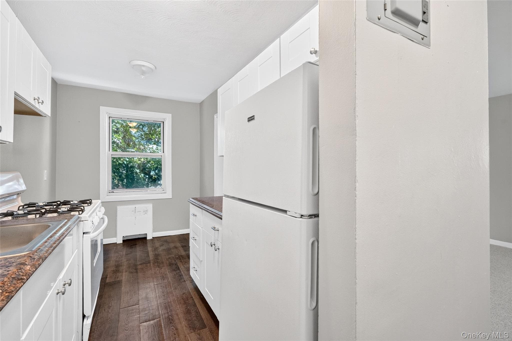 205 West Post Road Unit: 1N thumbnail 12