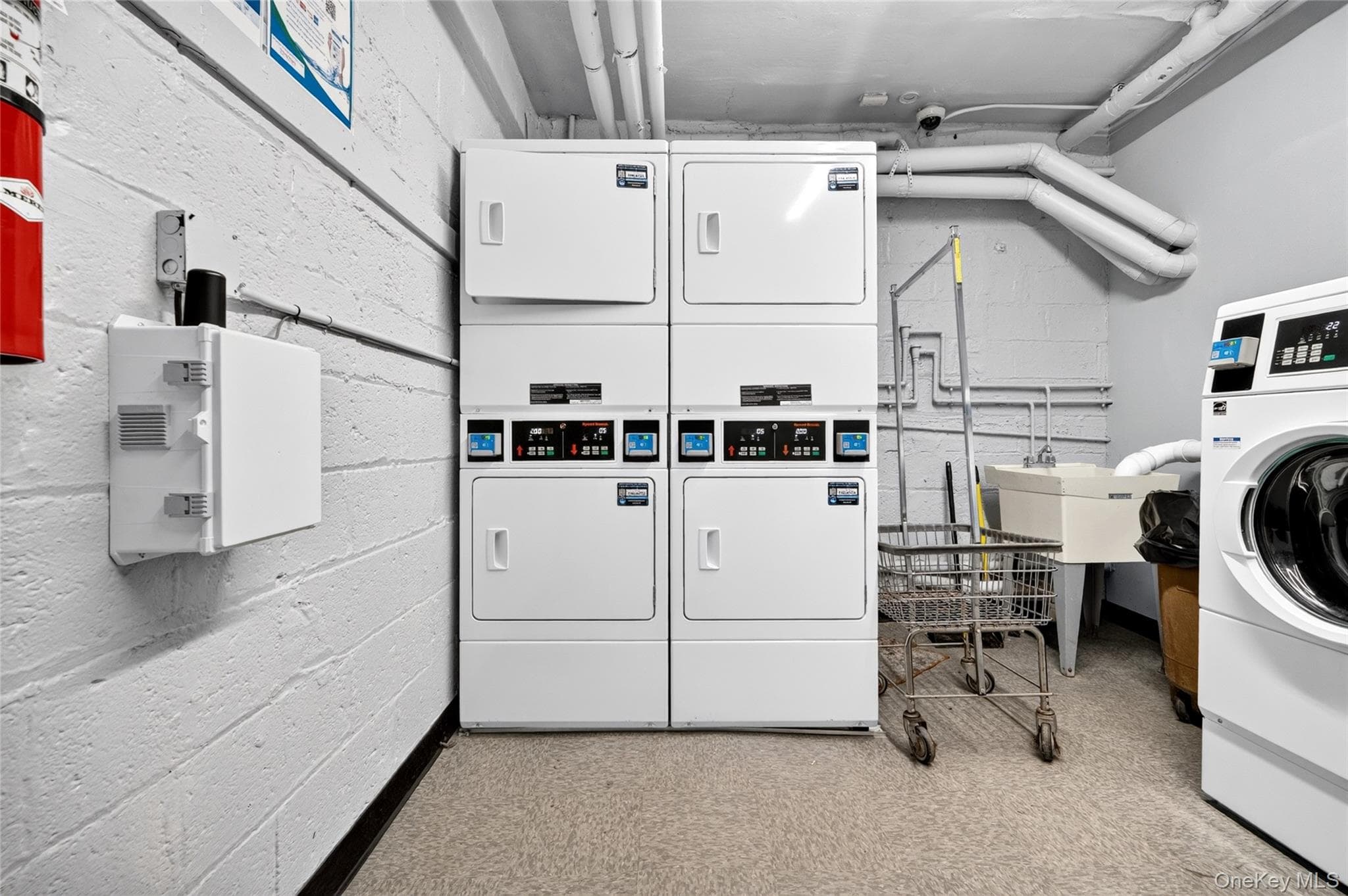 205 West Post Road Unit: 1N thumbnail 35