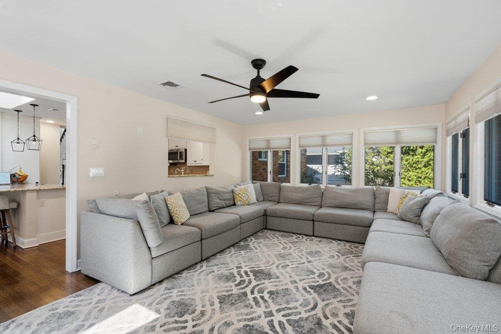 25 Beaumont Drive thumbnail 19