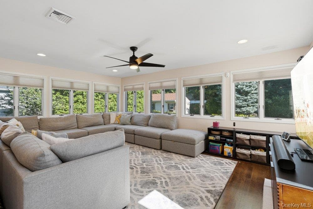 25 Beaumont Drive thumbnail 21