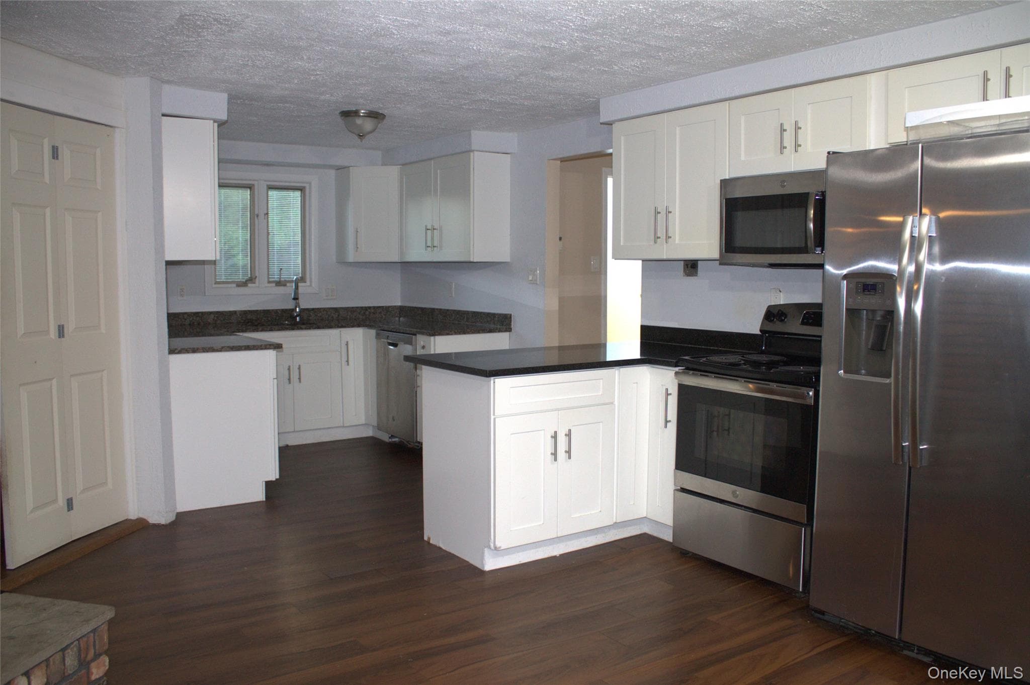 82 Yale Avenue thumbnail 6