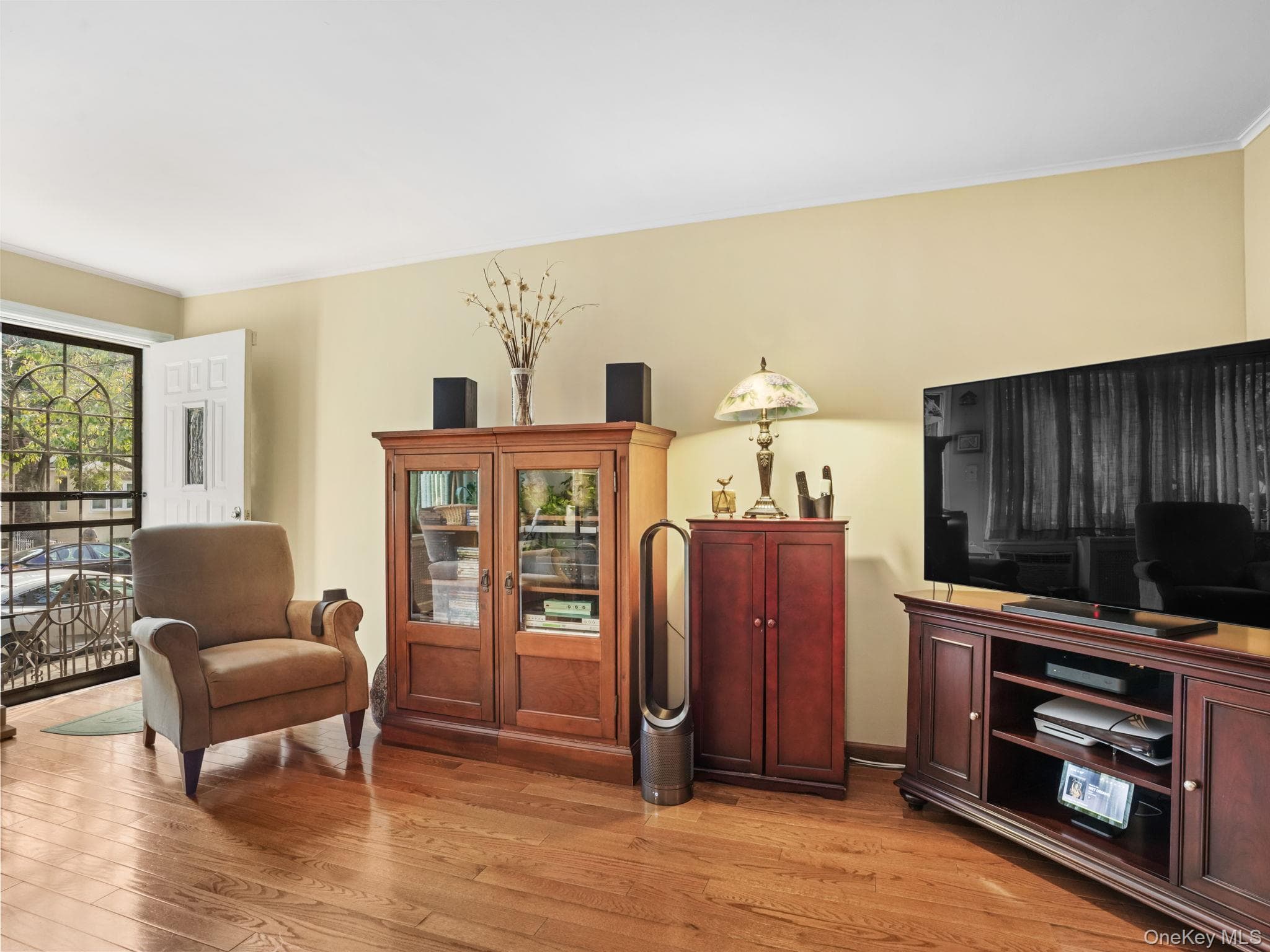 84-17 107th Avenue thumbnail 4