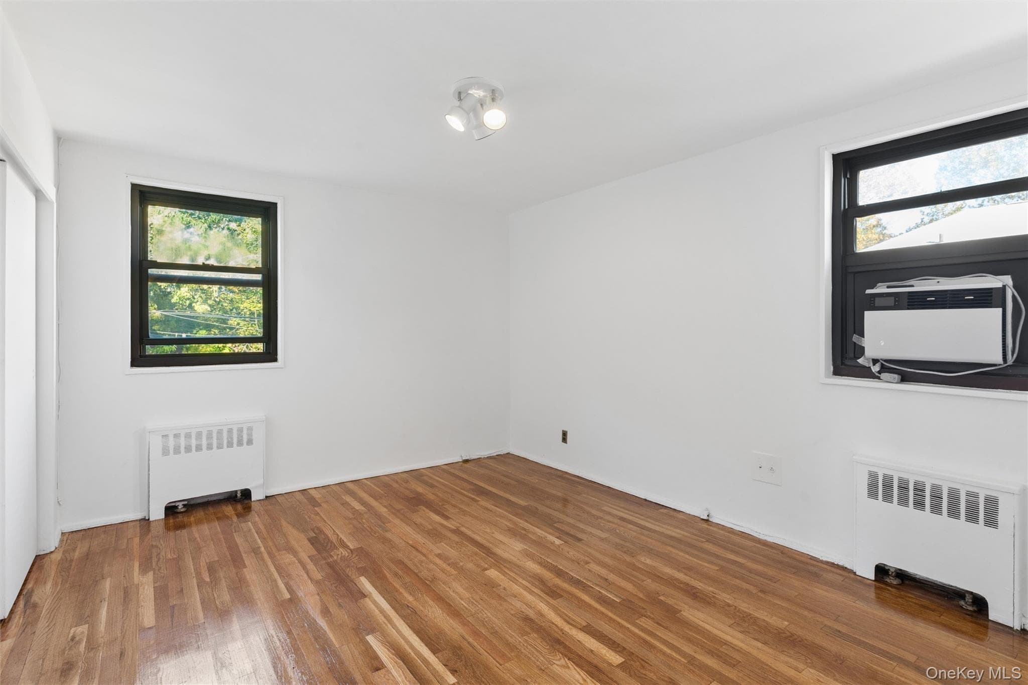 15-35 160 Street Unit: 6-160 thumbnail 10