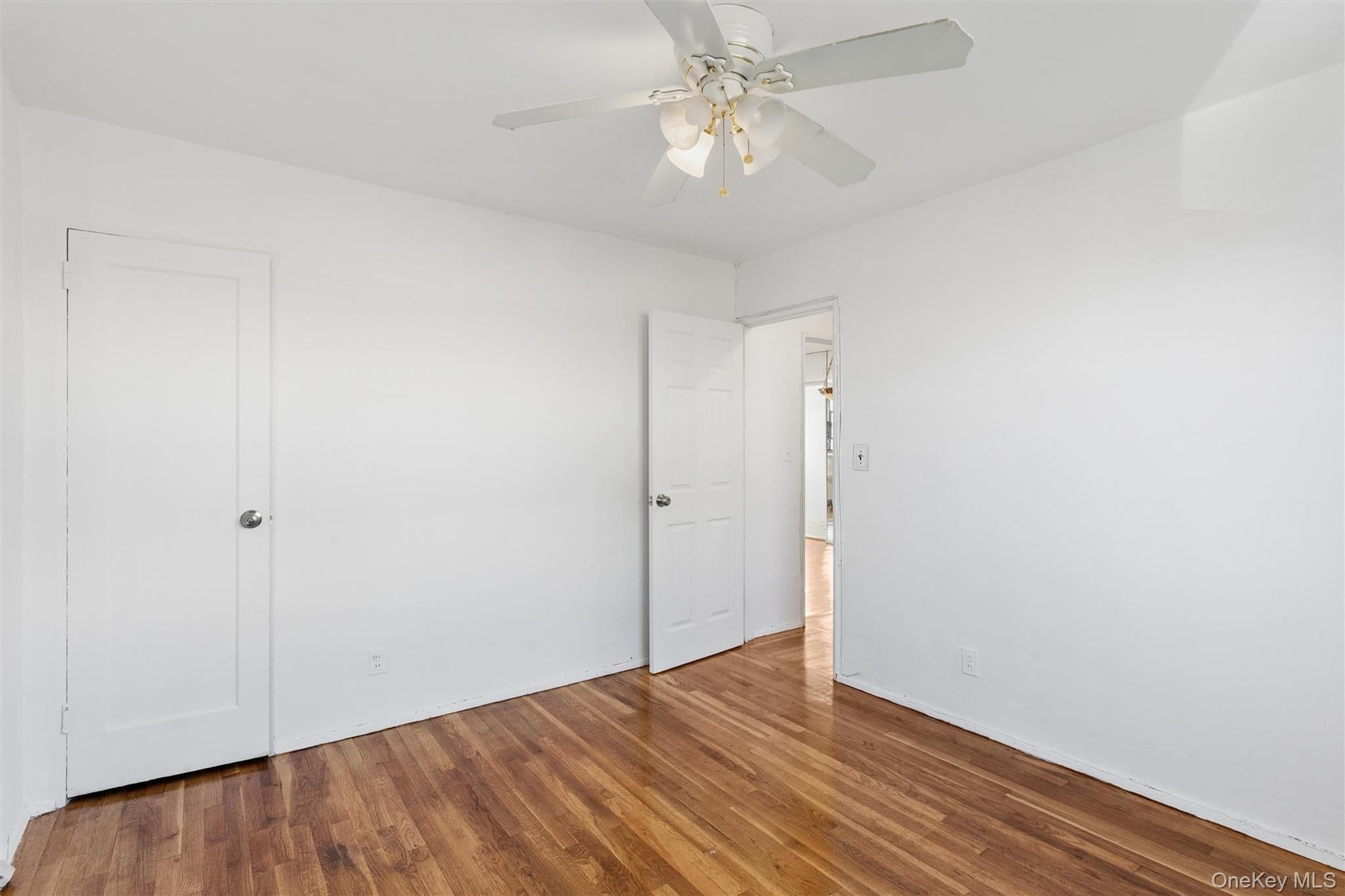 15-35 160 Street Unit: 6-160 thumbnail 13