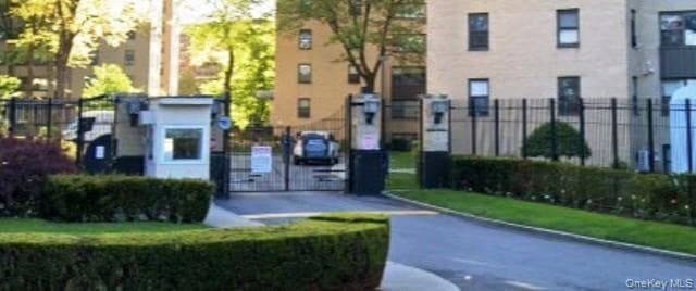 1 Fordham Hill Oval Unit: 2E, Bronx