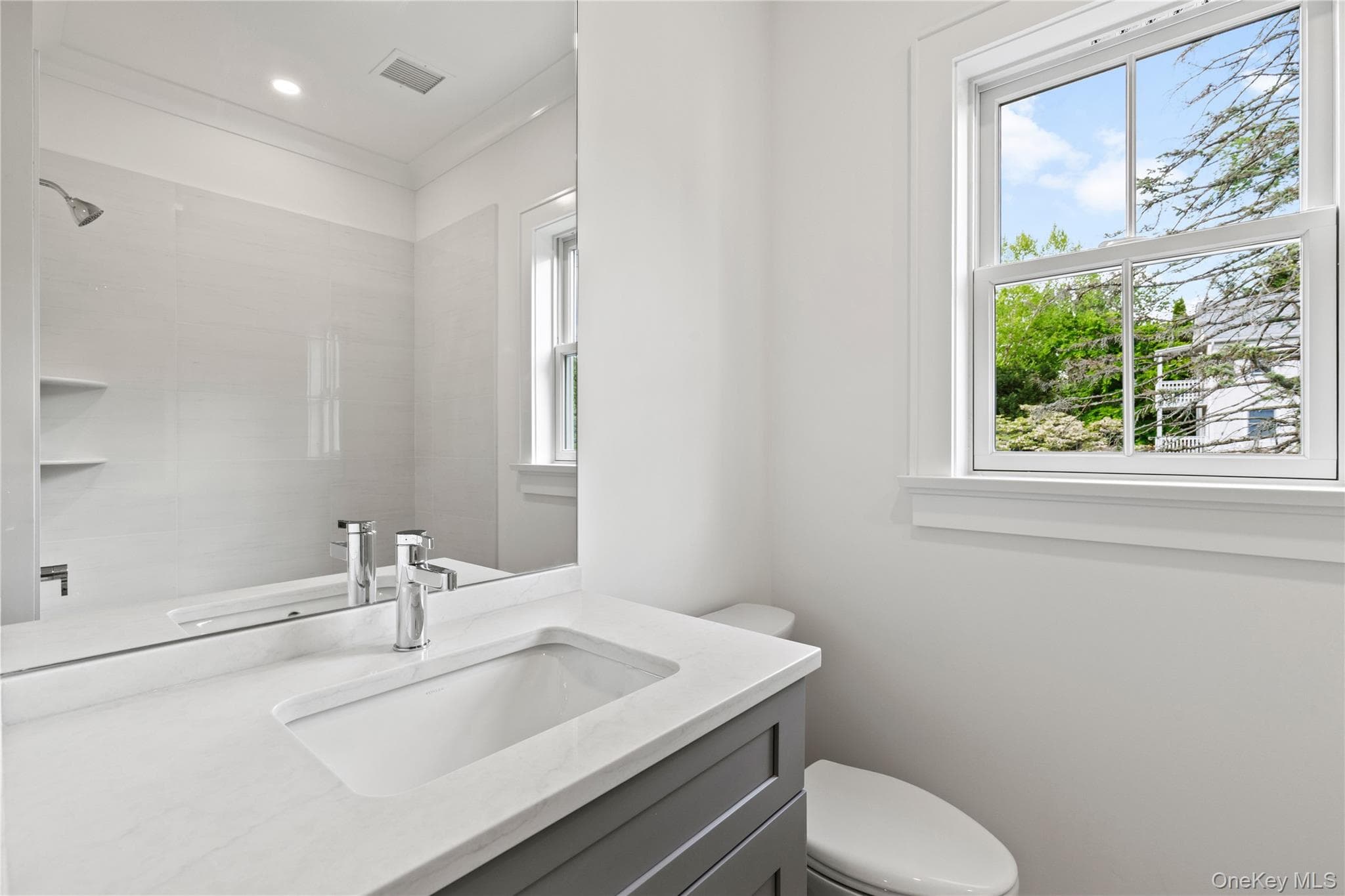 86 B Maple Avenue thumbnail 14