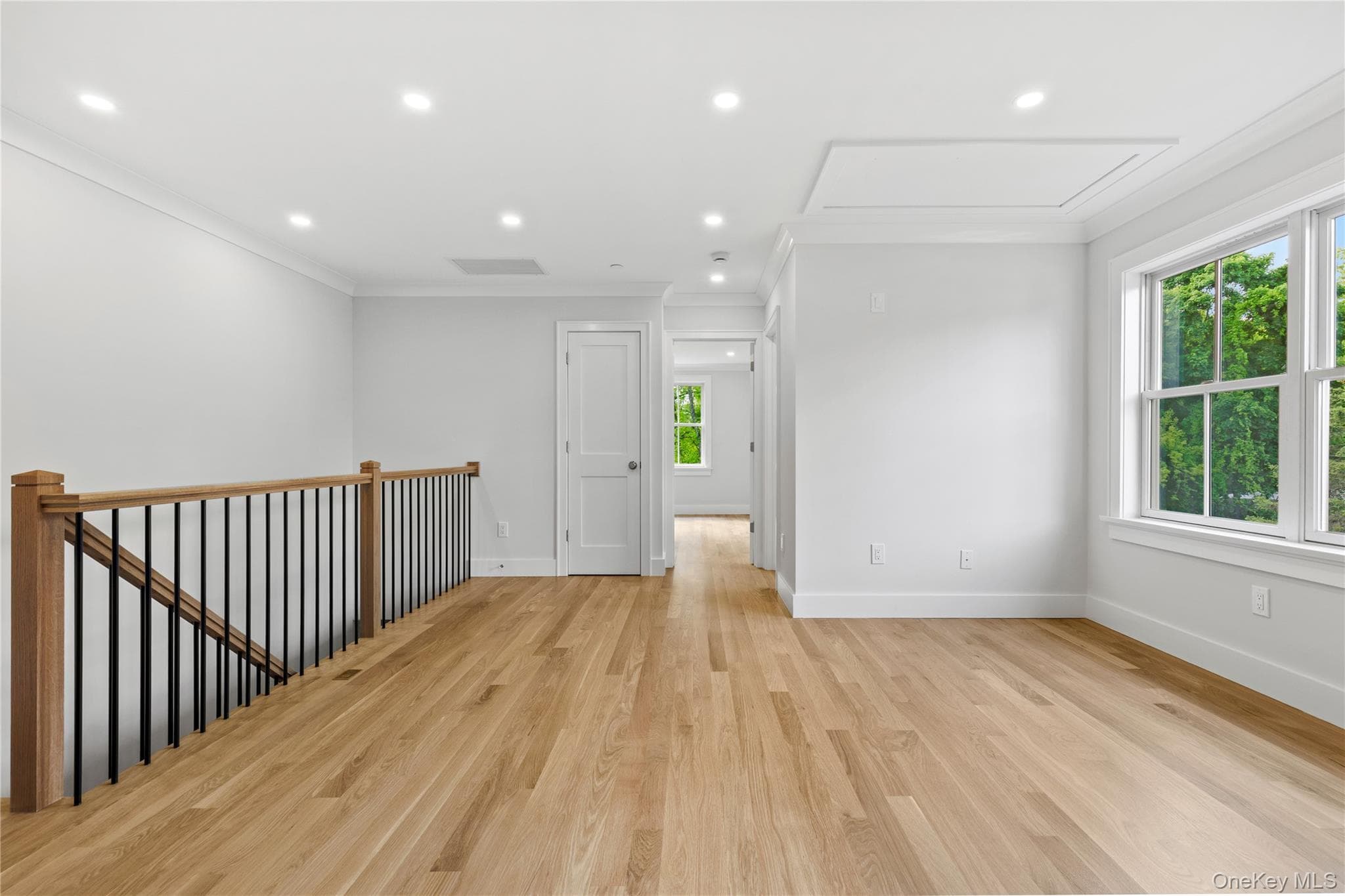 86 B Maple Avenue thumbnail 17