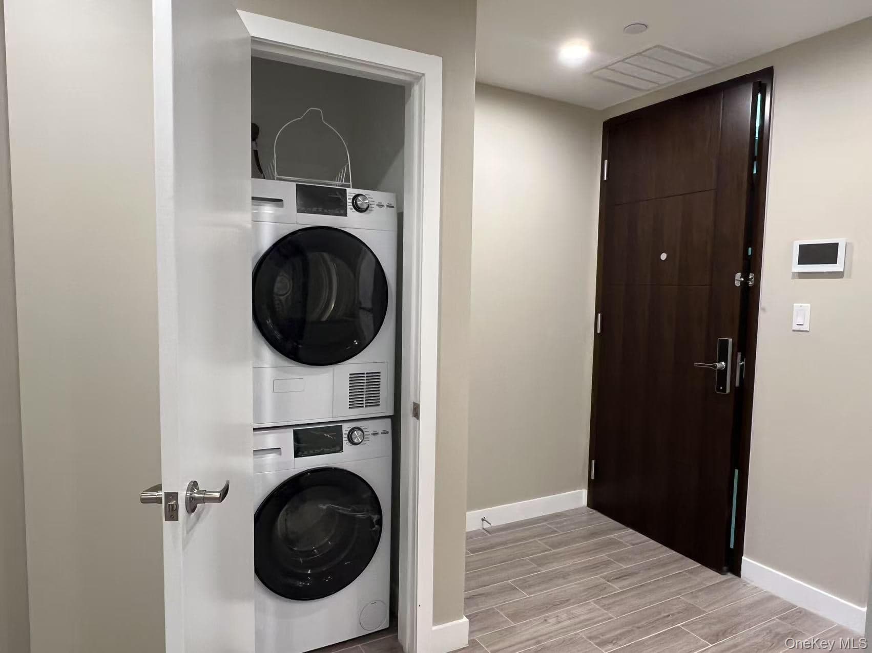 4218 147th Street Unit: 2A thumbnail 2