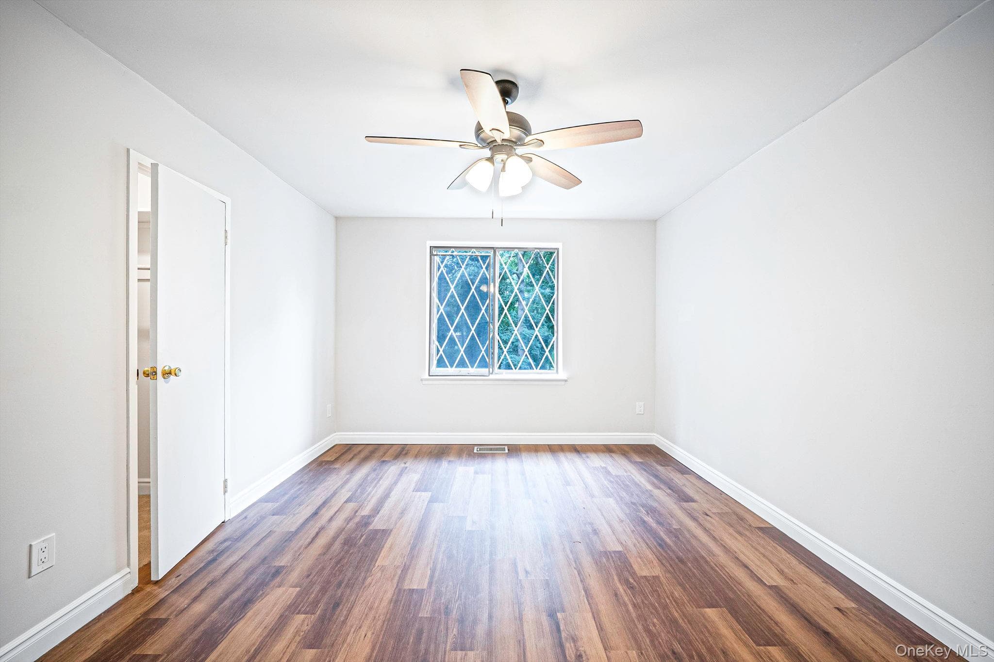 415 Clubhouse Court Unit: 51 thumbnail 17