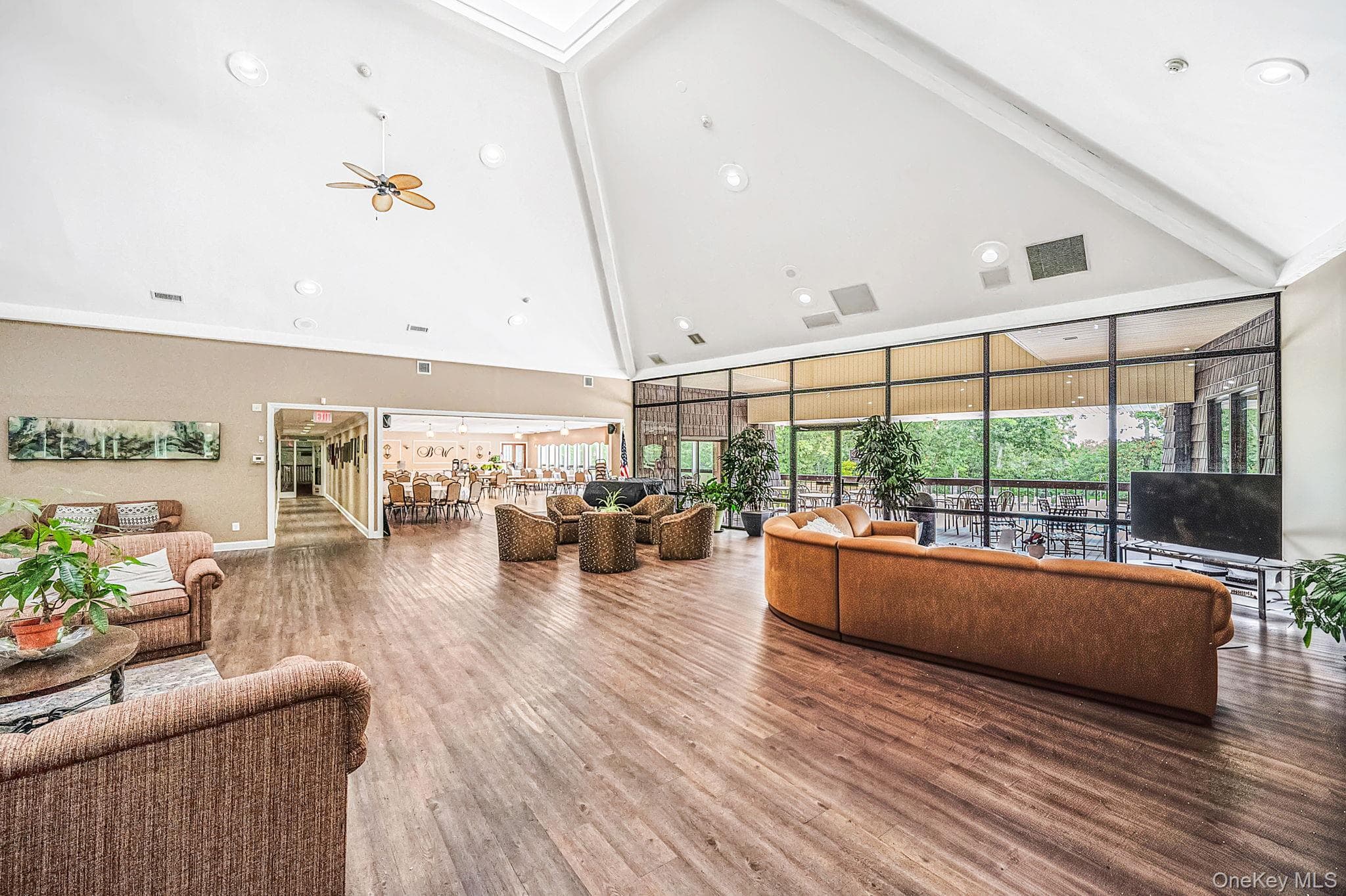 415 Clubhouse Court Unit: 51 thumbnail 21