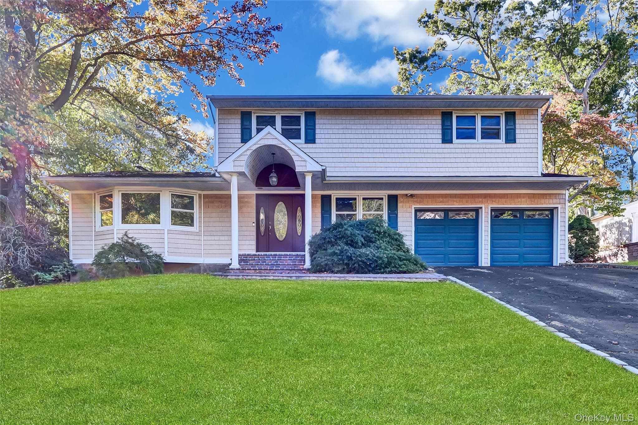 4 Stony Wood Road, East Setauket