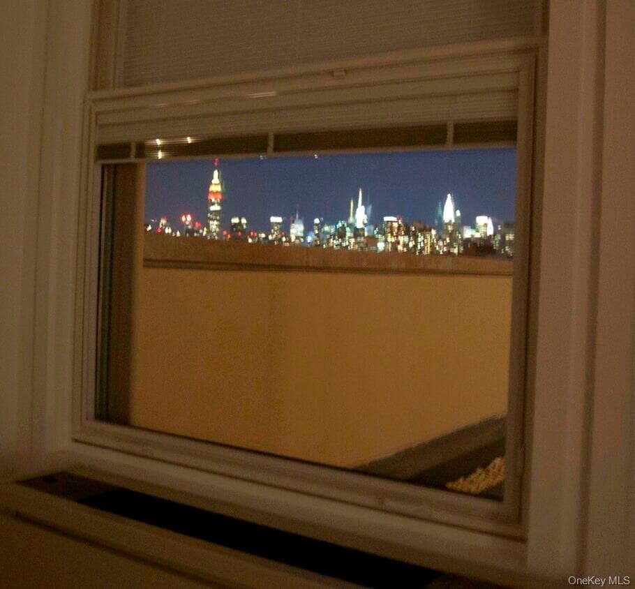 114 Greenpoint Avenue thumbnail 28