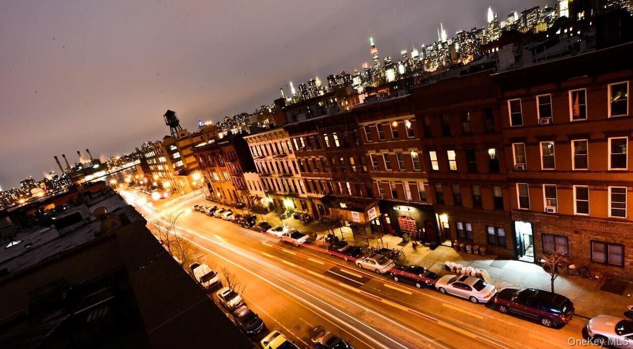 114 Greenpoint Avenue thumbnail 29