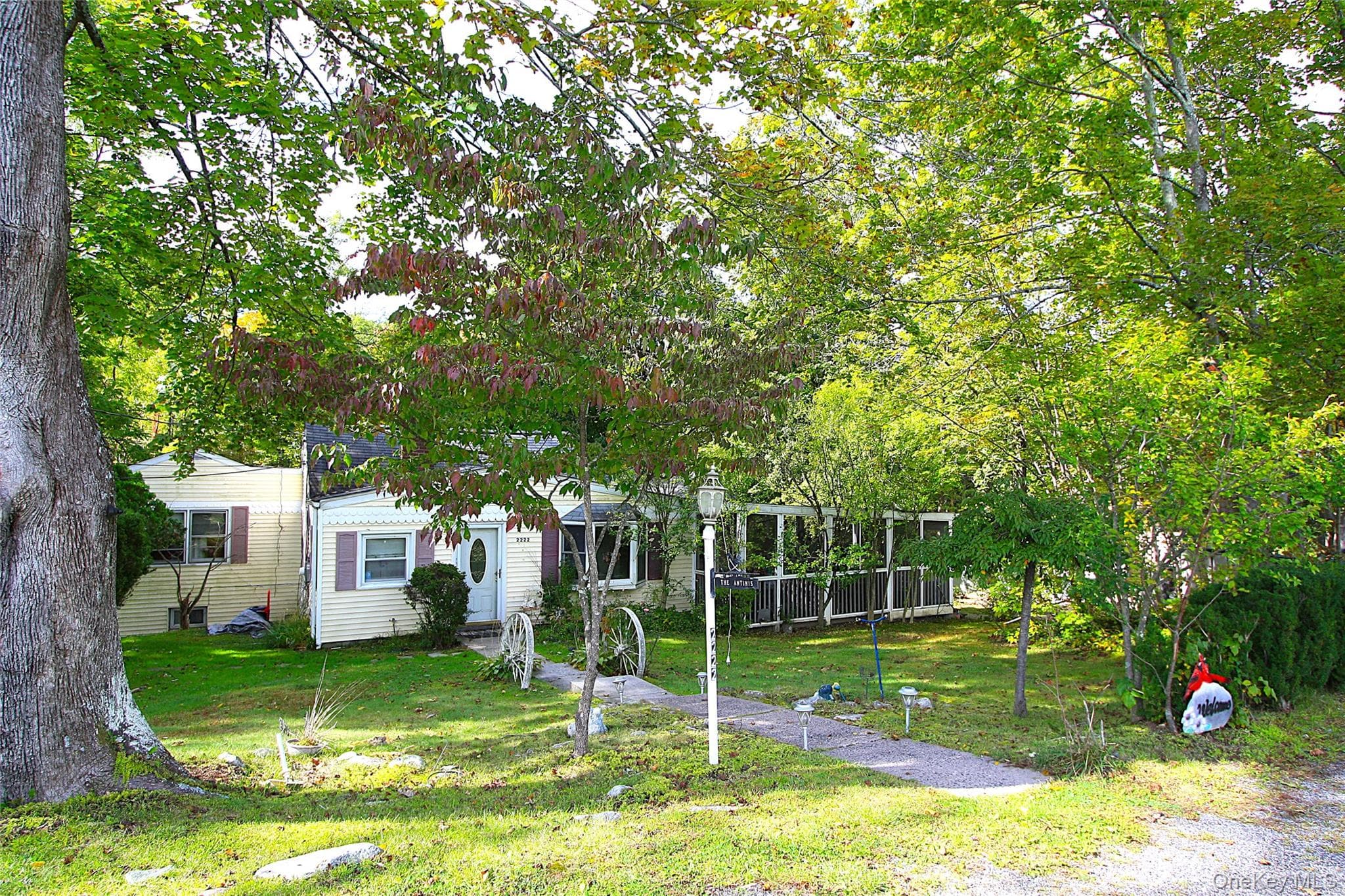 2222 Crompond Road thumbnail 2