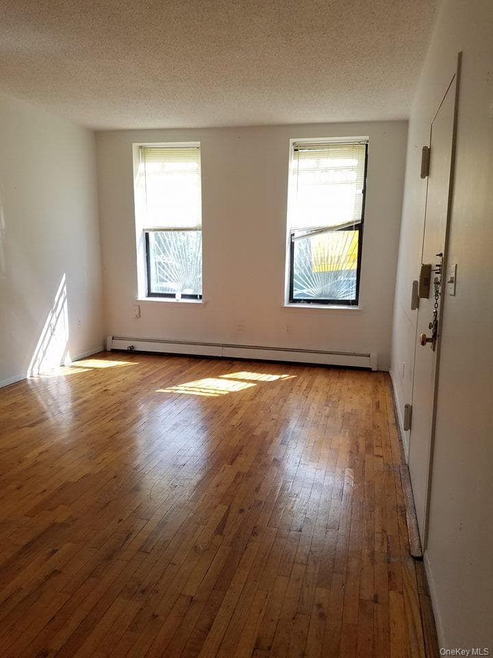 1047 Faile Street Unit: 1047A thumbnail 3