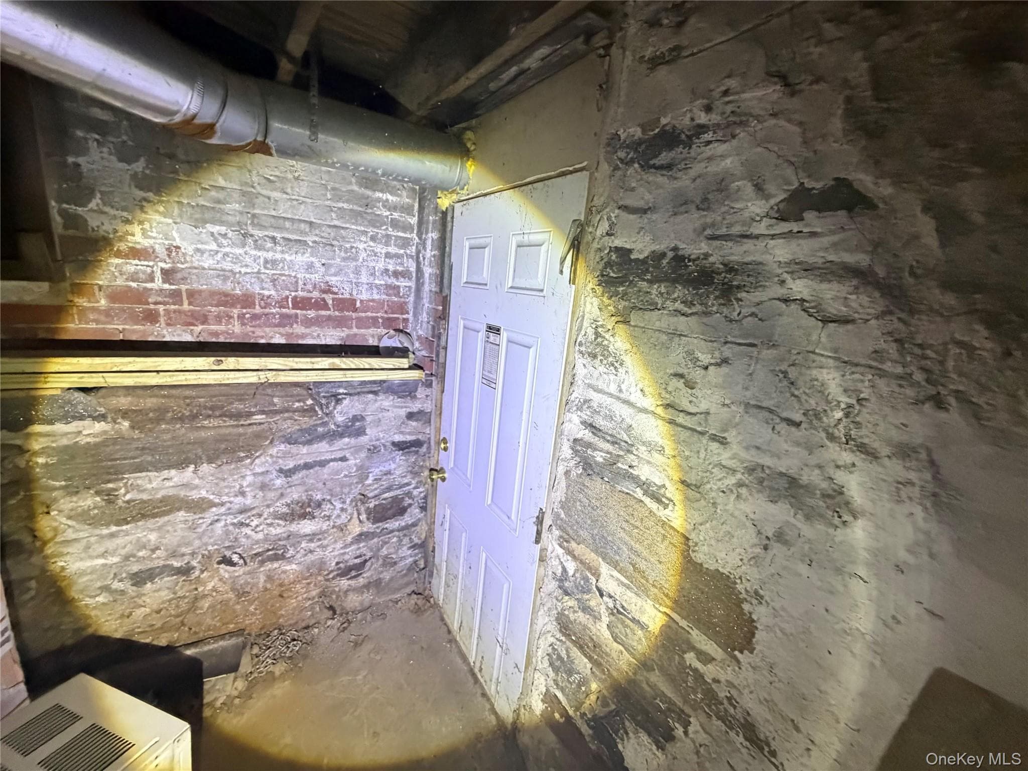 452 S 7th Avenue thumbnail 24