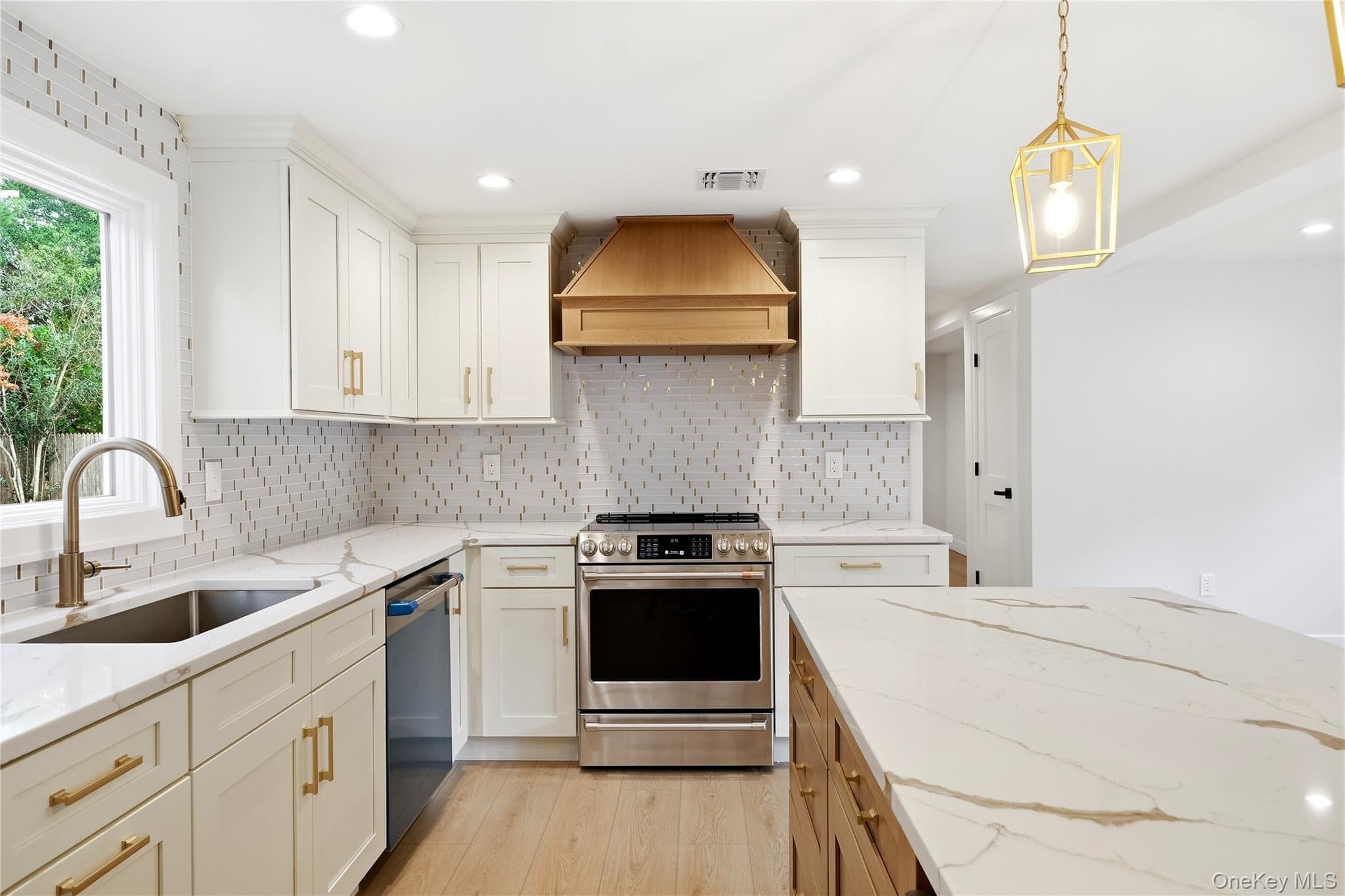22 Woodbrook Drive thumbnail 9