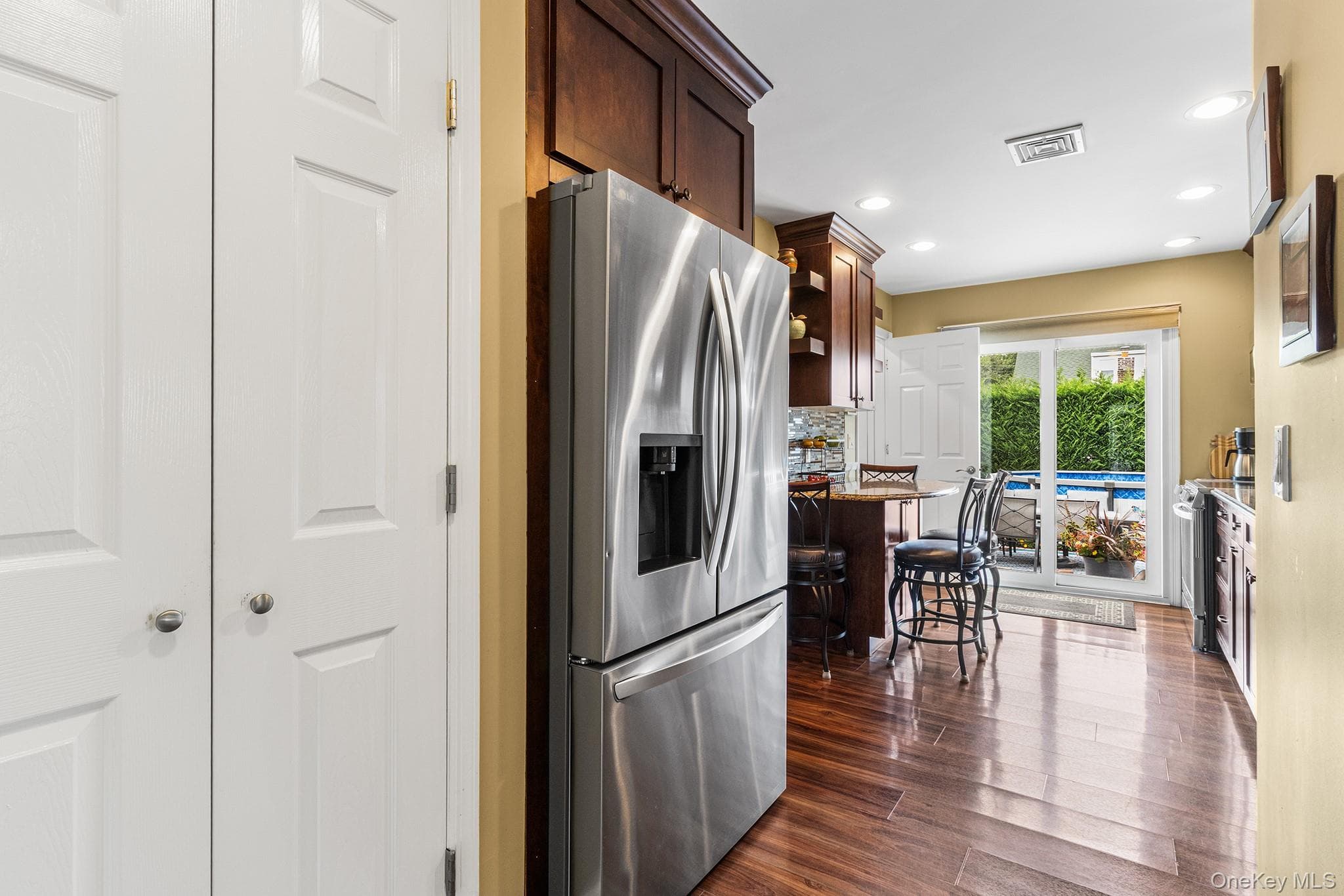 142 Montgomery Avenue thumbnail 11