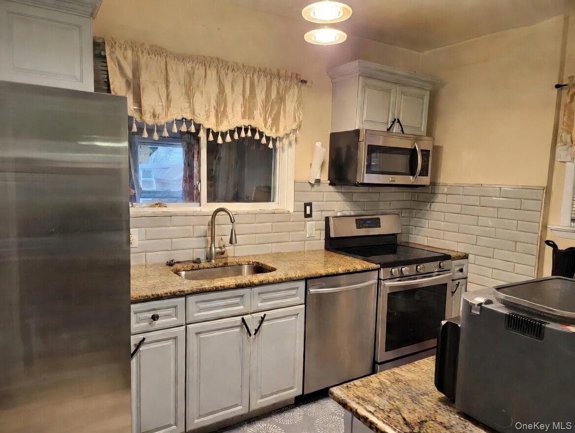 4223 Gunther Avenue thumbnail 10