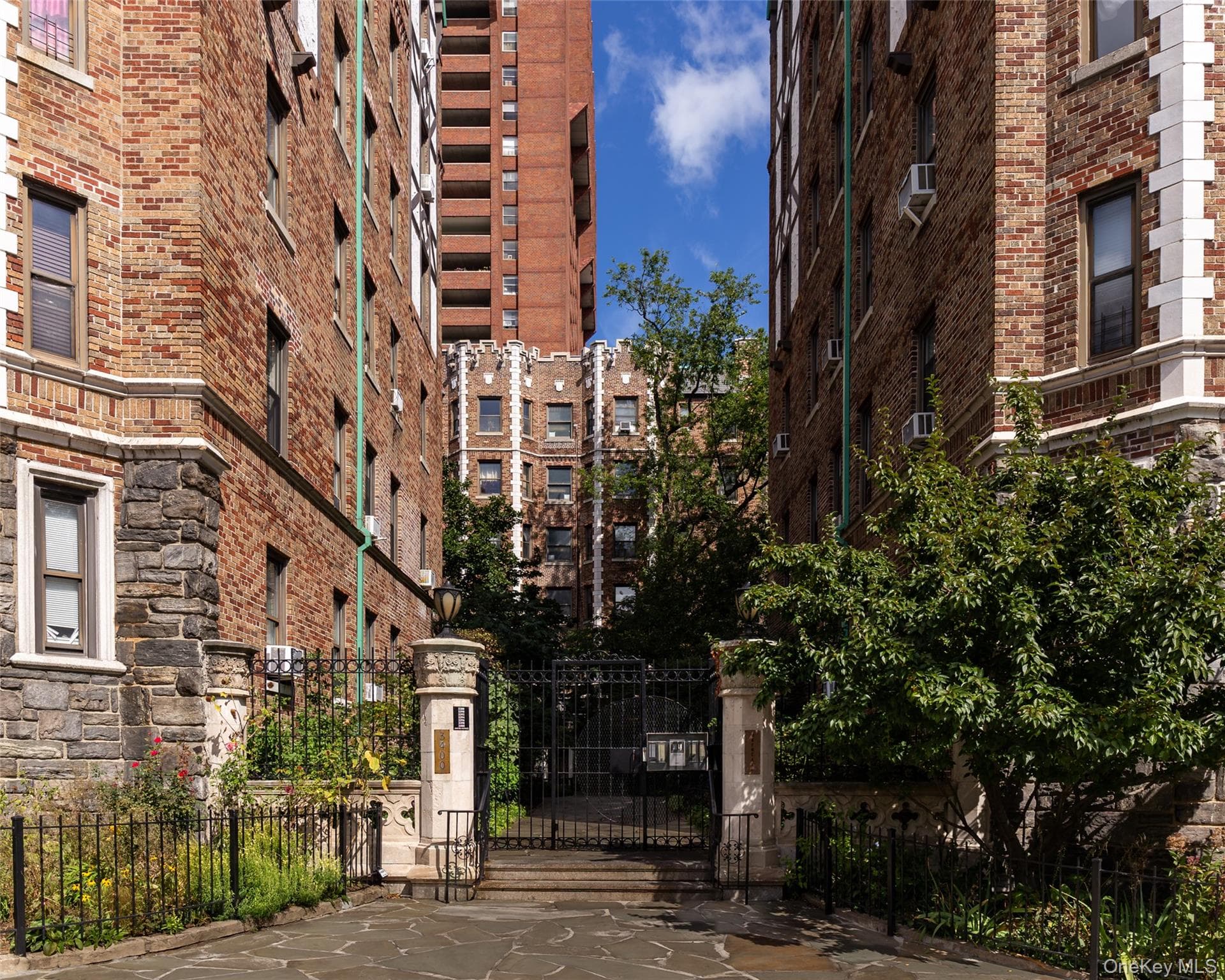 3390 Wayne Avenue Unit: G61 thumbnail 2