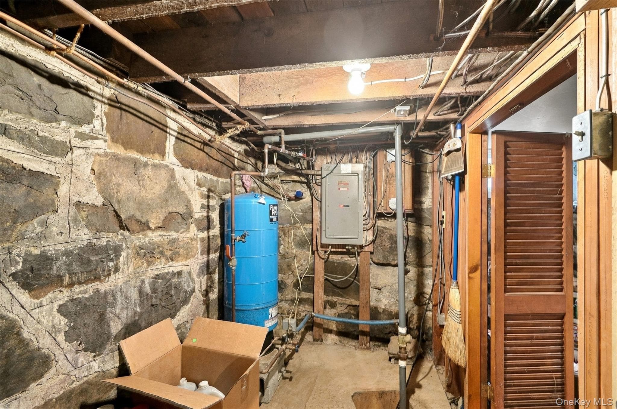 287 Derby Road thumbnail 33