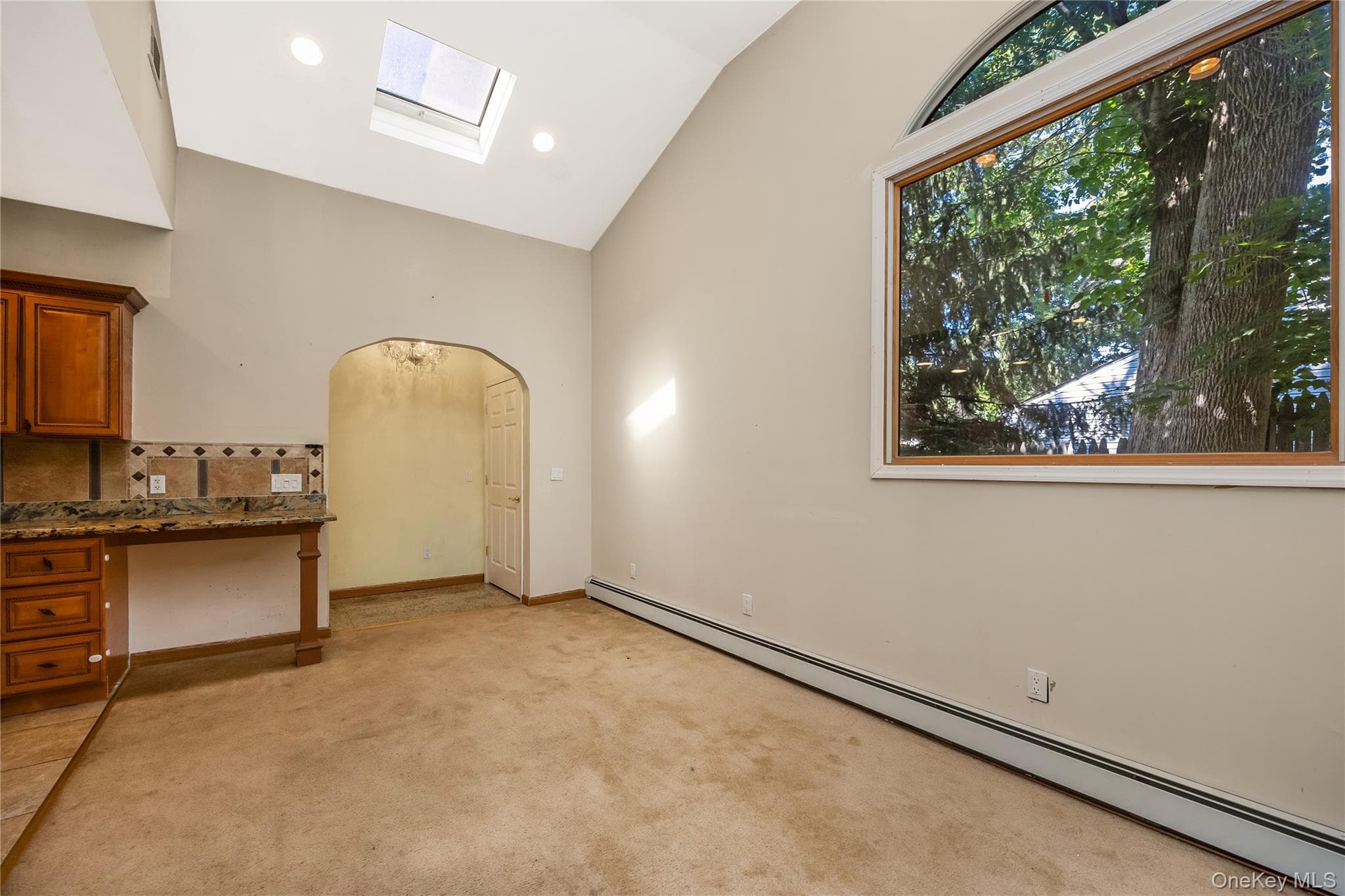 216 Woodbury Road thumbnail 22