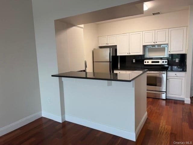 100 New Roc City Place Unit: 417 thumbnail 13