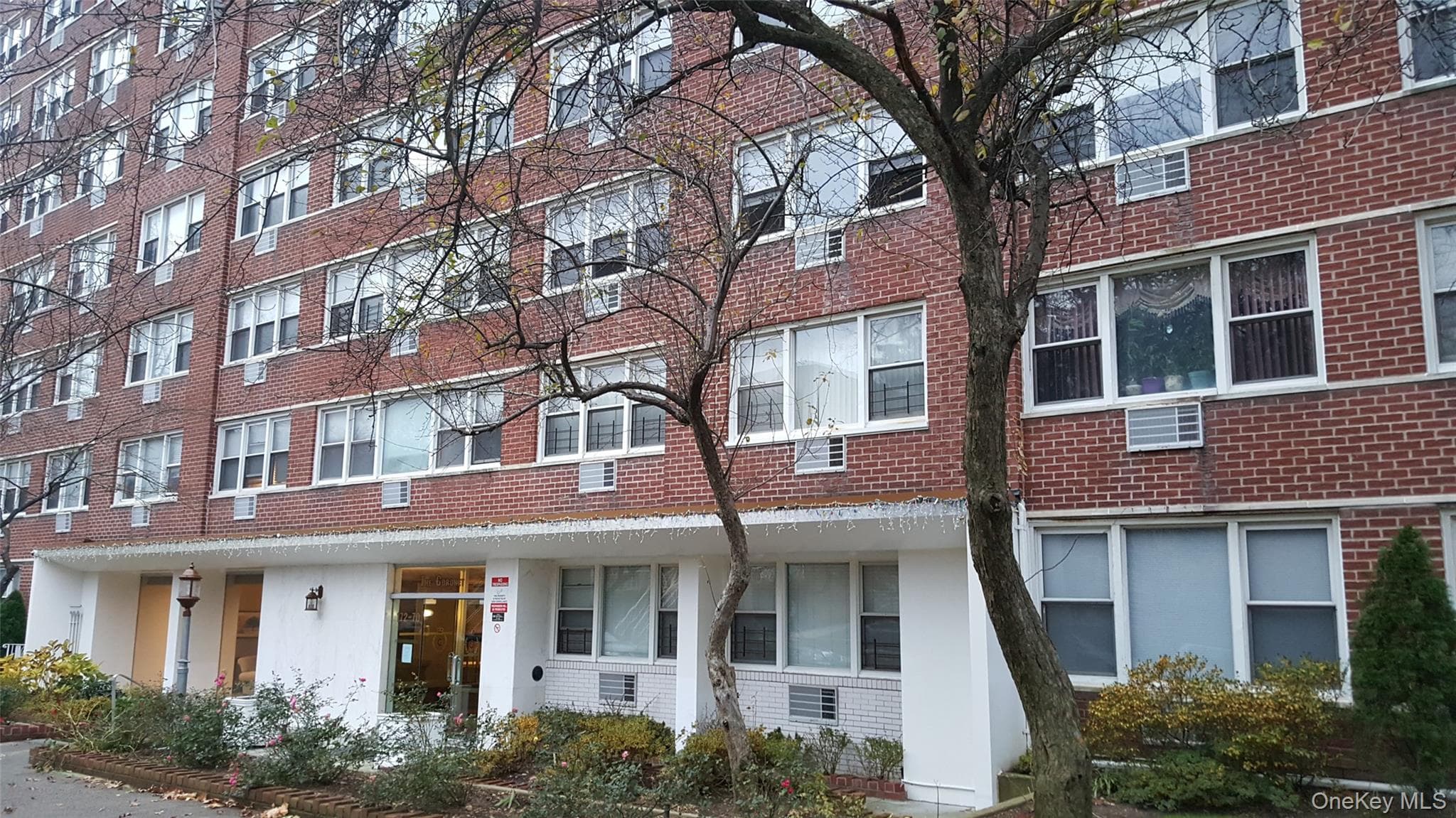 172-70 Highland Avenue Ave Unit: 3M, Jamaica Estates