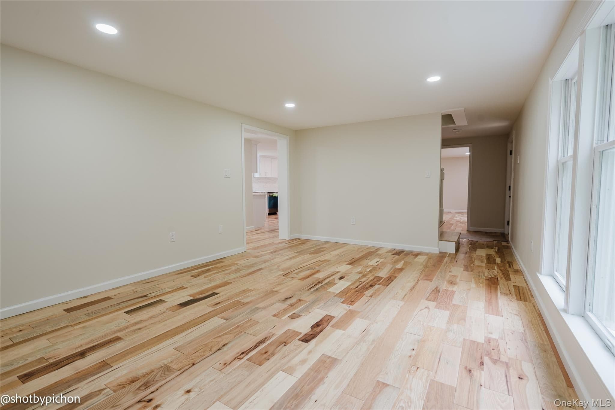 447 N Elting Corners Road thumbnail 5