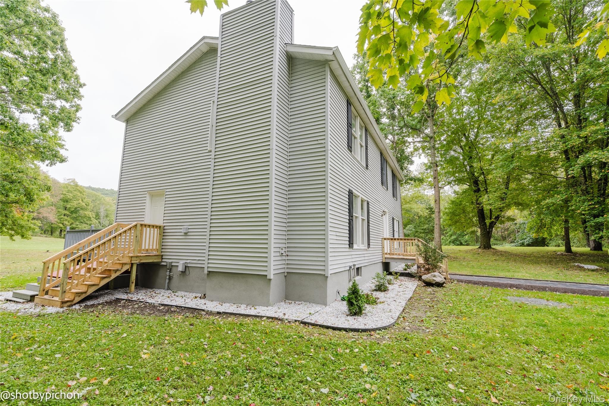 447 N Elting Corners Road thumbnail 45
