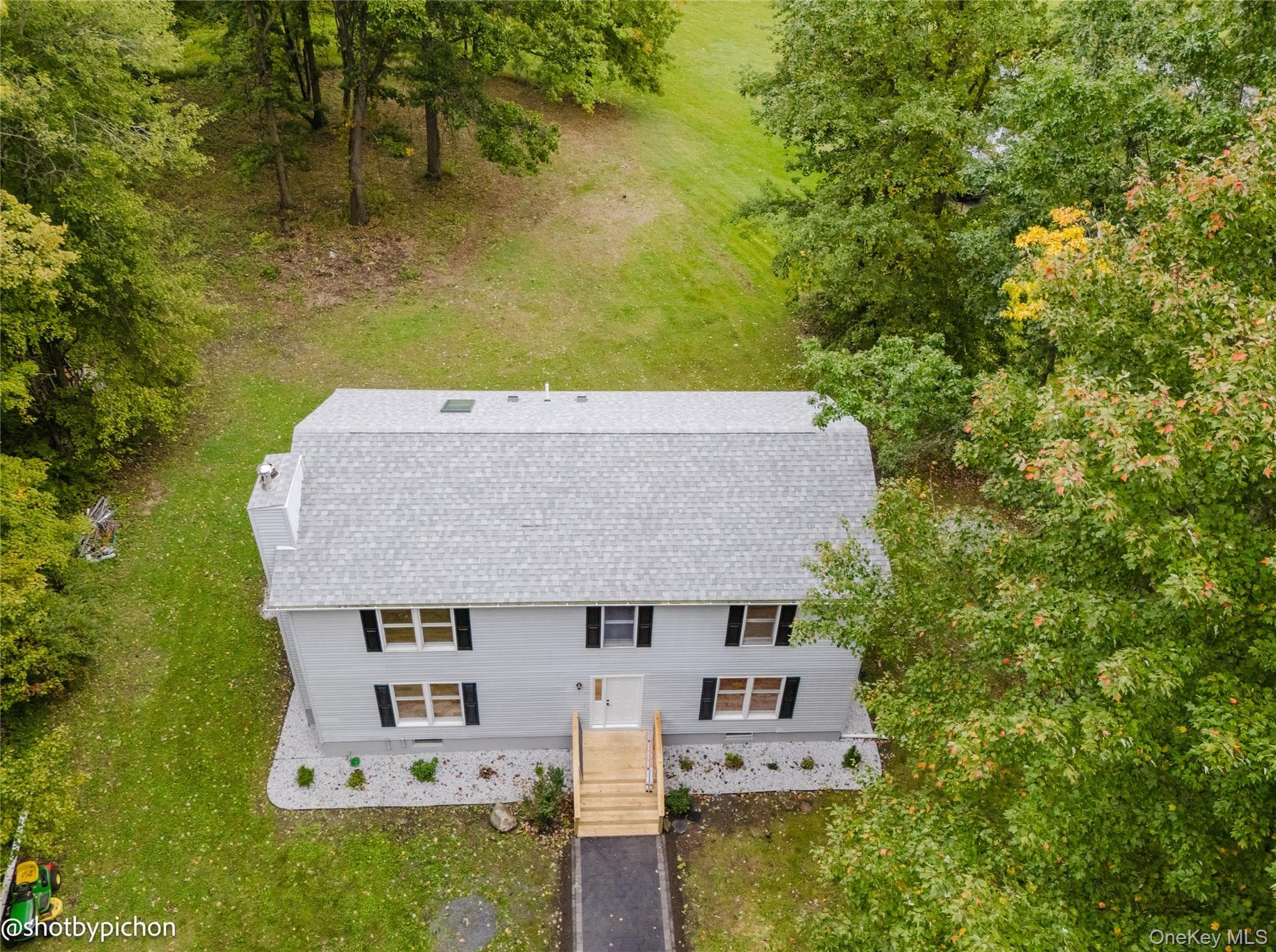 447 N Elting Corners Road thumbnail 46