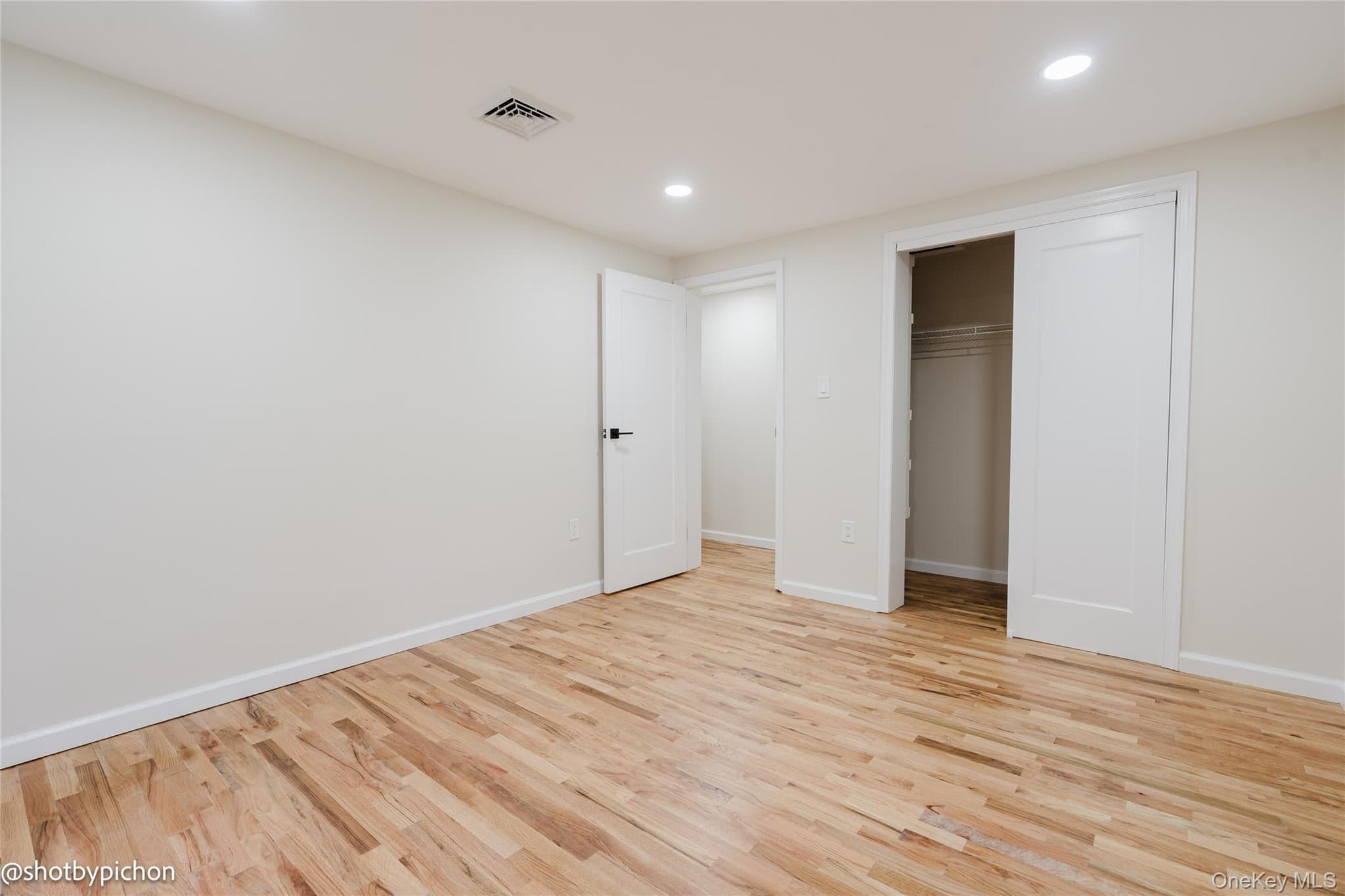 447 N Elting Corners Road thumbnail 37