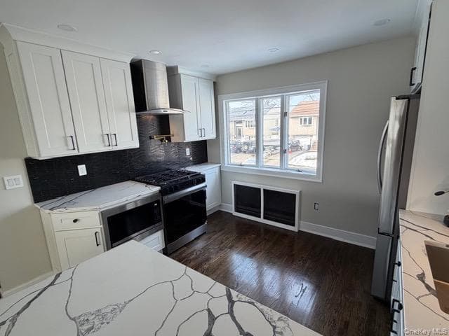62 E 1st Street thumbnail 6