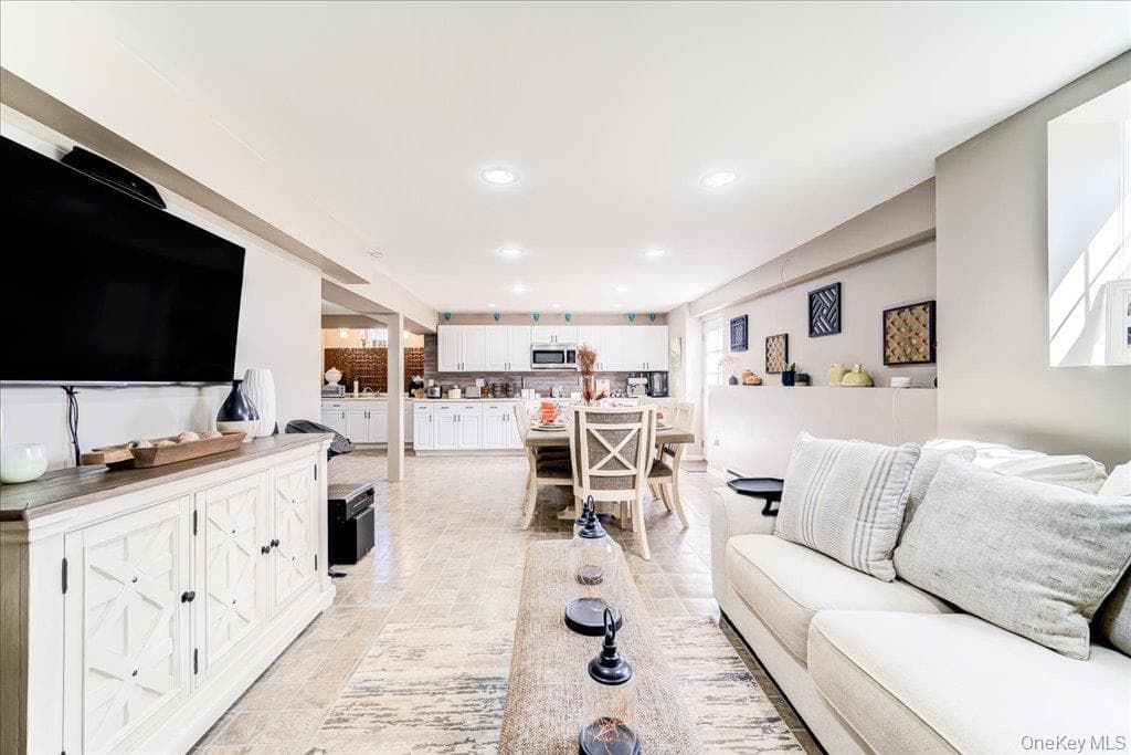 77 Houston Road thumbnail 33