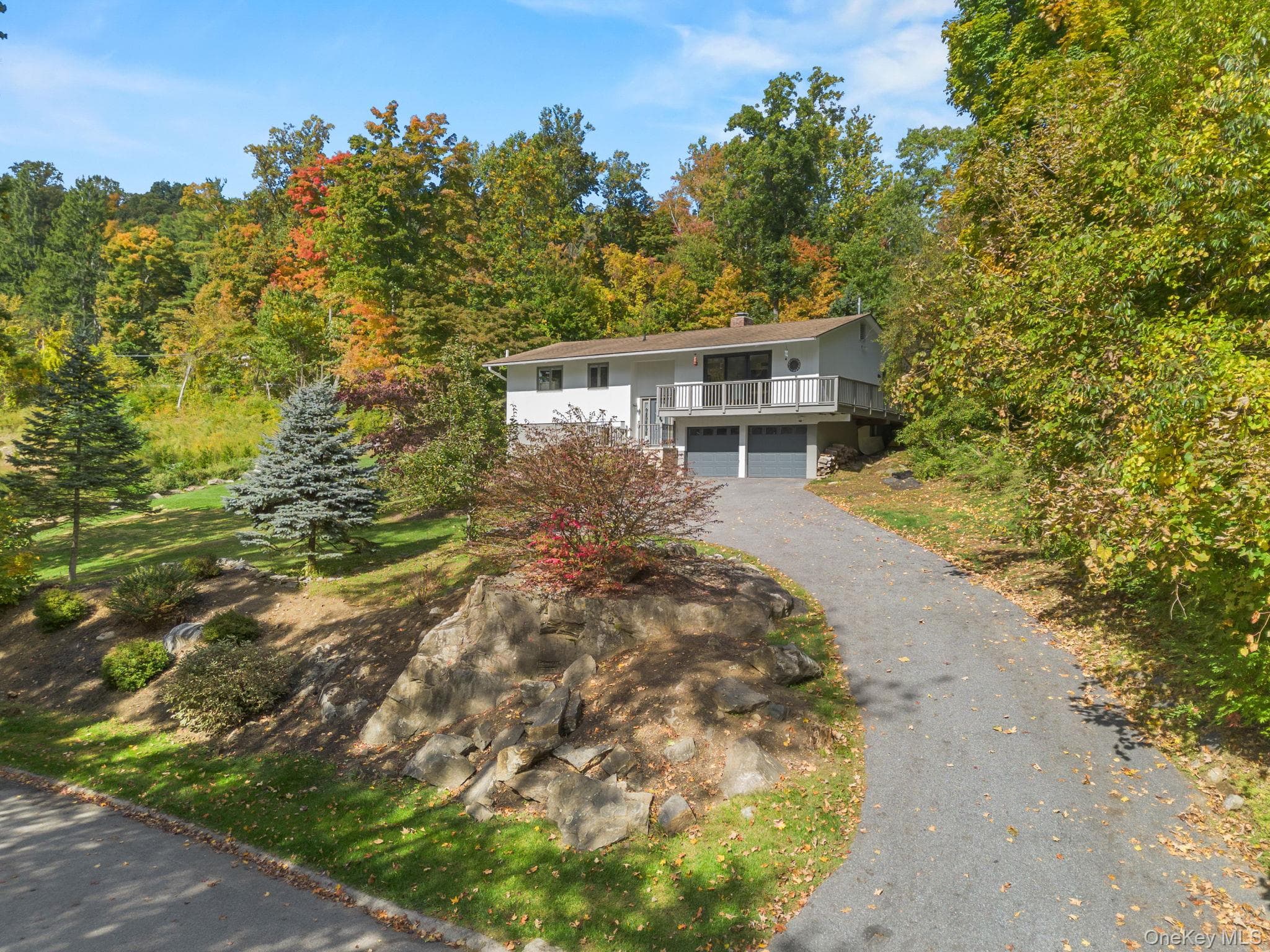8 Dover Lane, Carmel