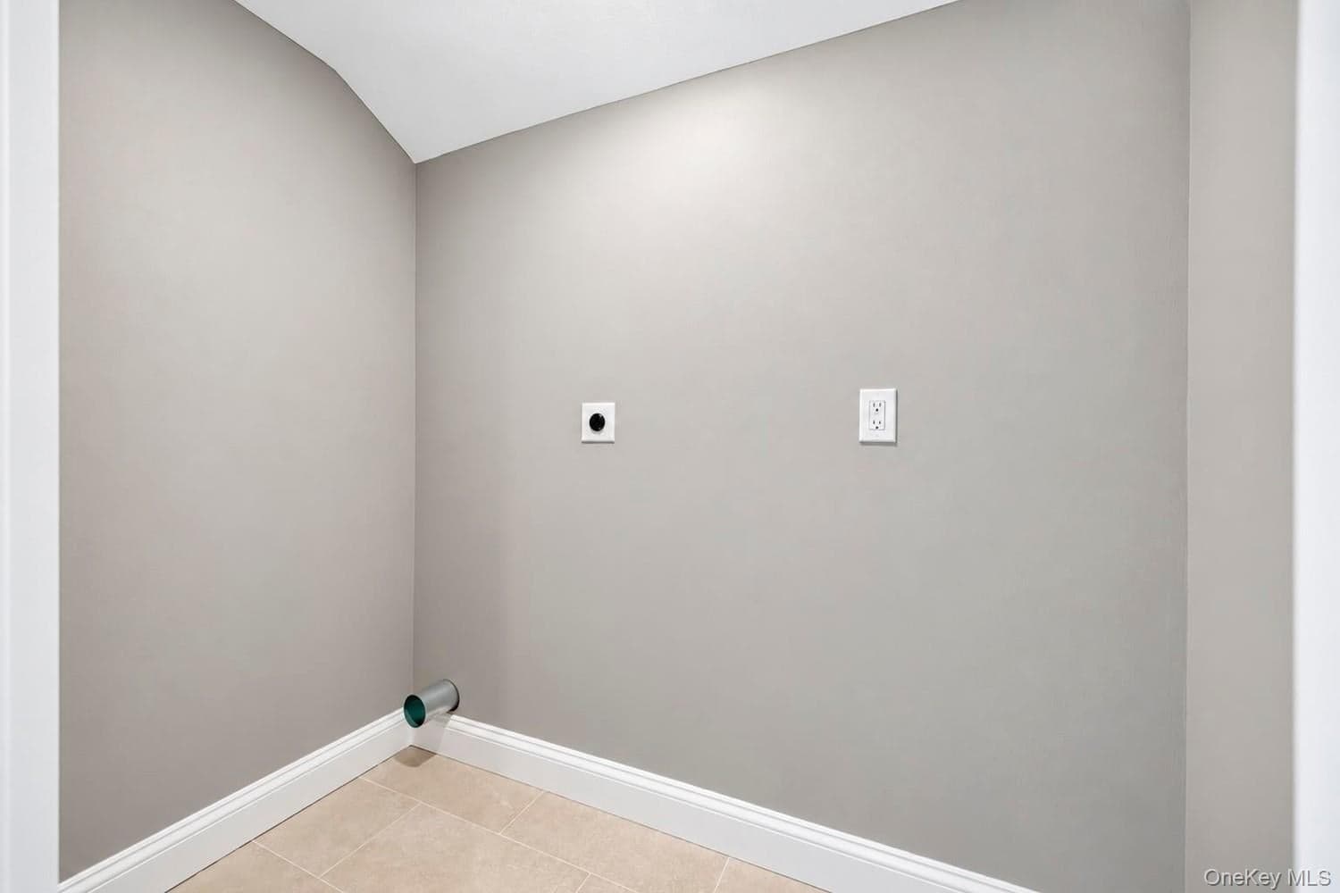 9 Sussex Lane thumbnail 32