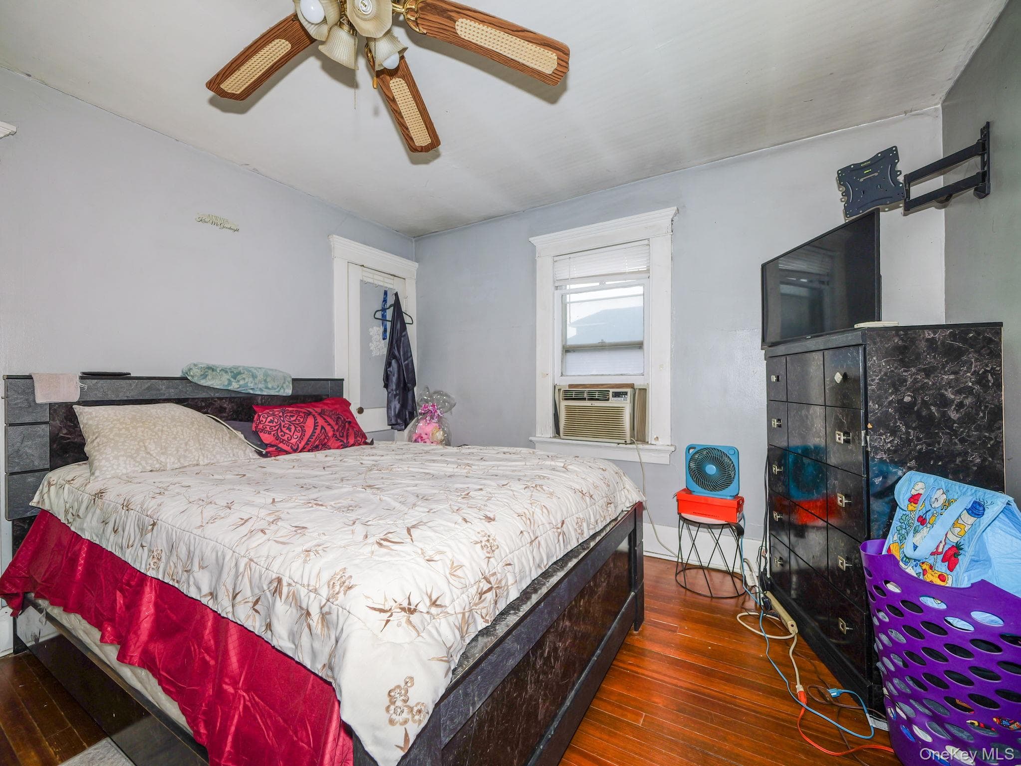 809 South Street thumbnail 38