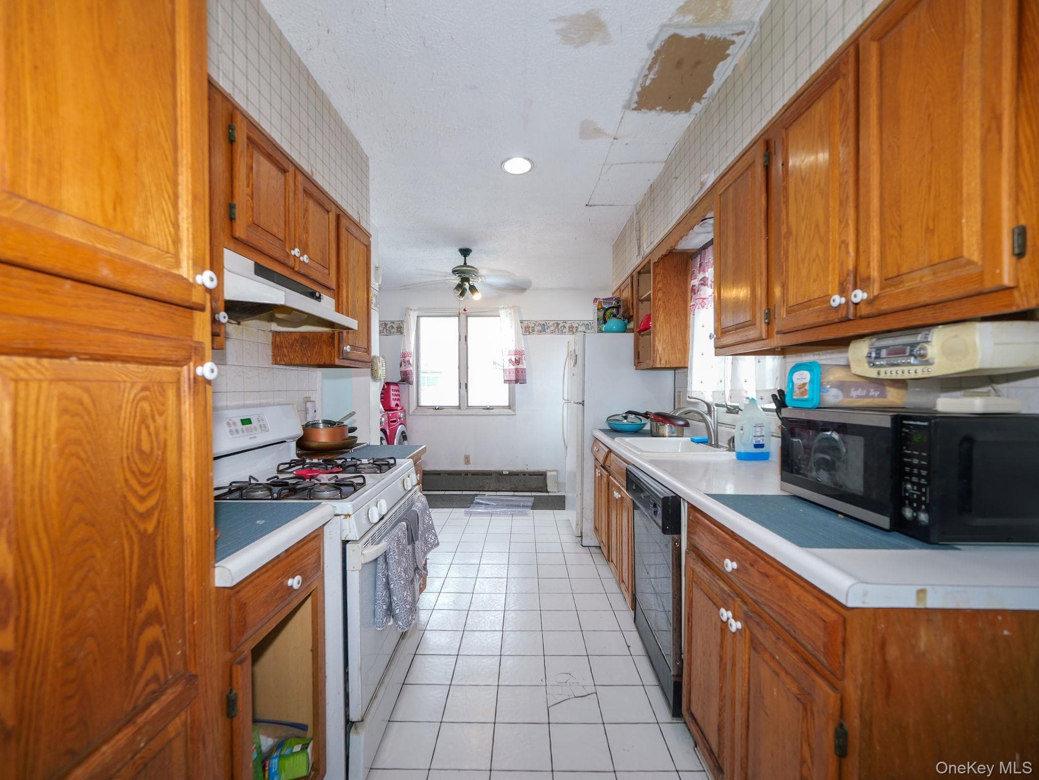 809 South Street thumbnail 19